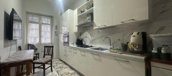 2 rooms Apartment in Naples, Italy No. 130831 7