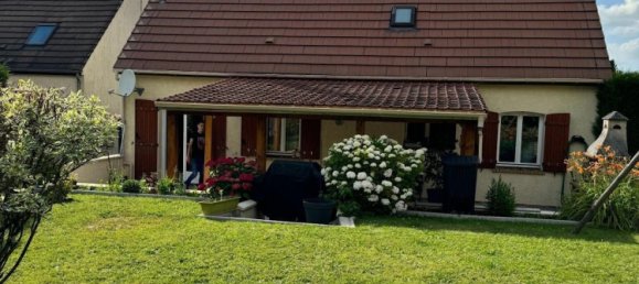 4 bedrooms House in Neuilly-en-Thelle, France No. 261181 3