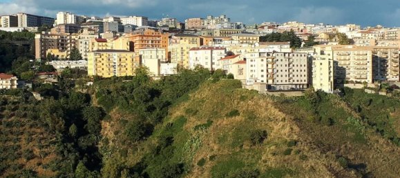 Apartamento de 3 habitaciónes en Catanzaro, Italy No. 20164 3