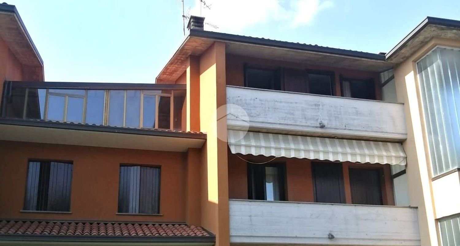 3 rooms Penthouse in Erbusco, Italy No. 311847