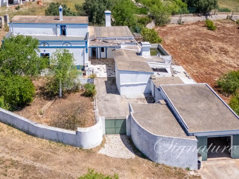 4 غرف نوم قطعة أرض في Faro, Portugal رقم 198382