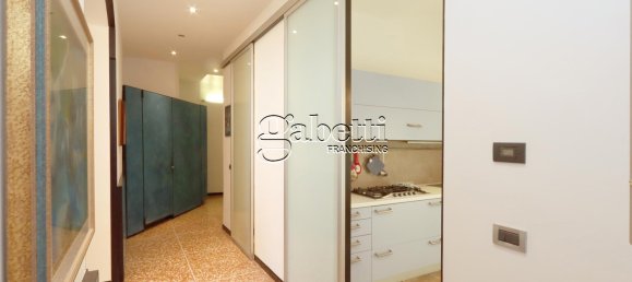 2 bedrooms Apartment in Ferrara, Italy No. 363213 10