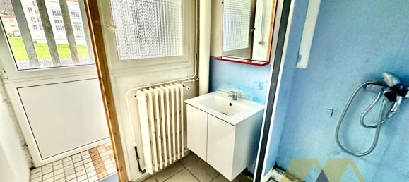 2 bedrooms Apartment in Clouange, France No. 39516 9