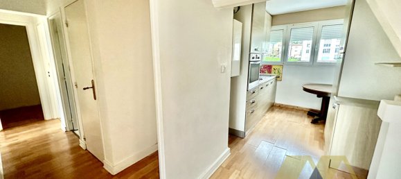 2 bedrooms Apartment in Clouange, France No. 39516 4