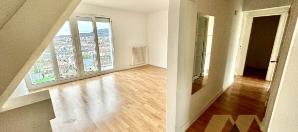2 bedrooms Apartment in Clouange, France No. 39516 3