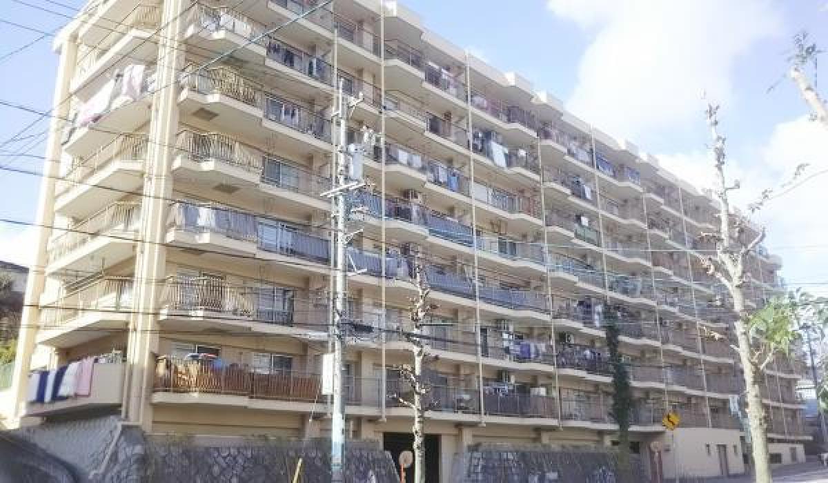 Квартира с 3 спальнями в Айти, Япония № 1754