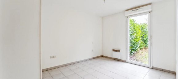 1 bedroom Apartment in Eysines, France No. 103951 2