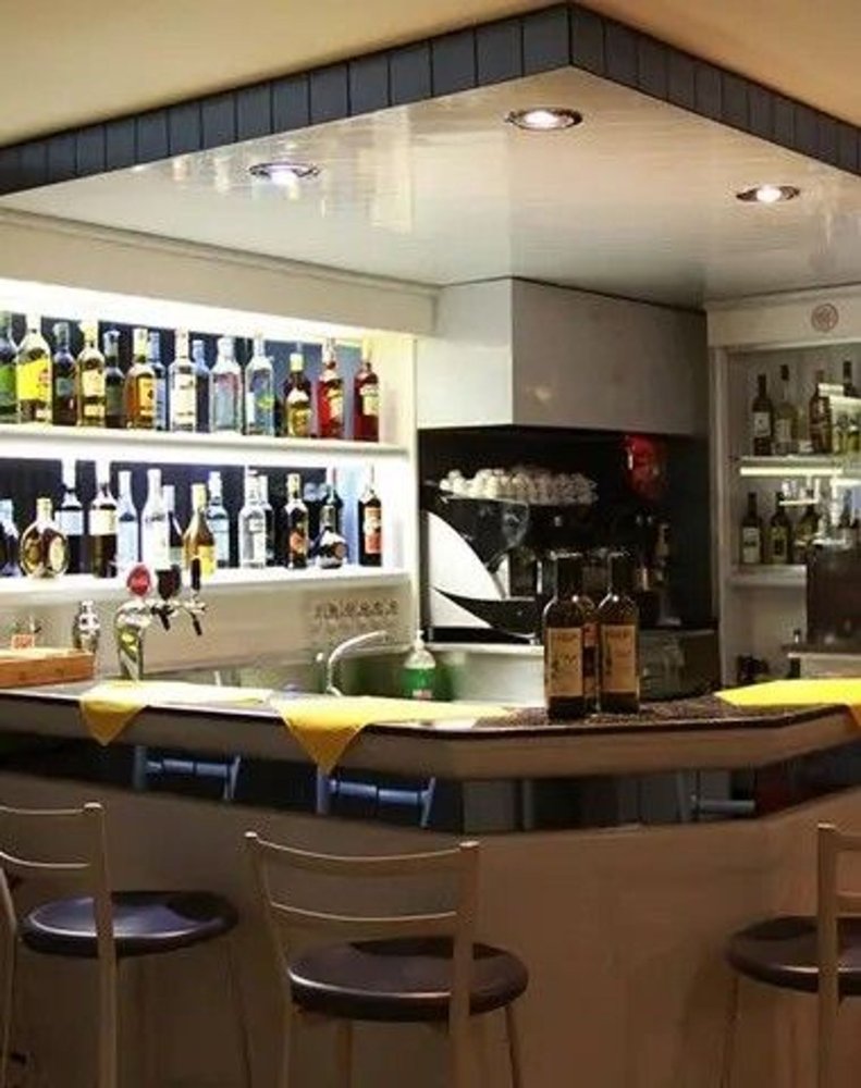 1000m² Building in Rimini, Italy No. 312410