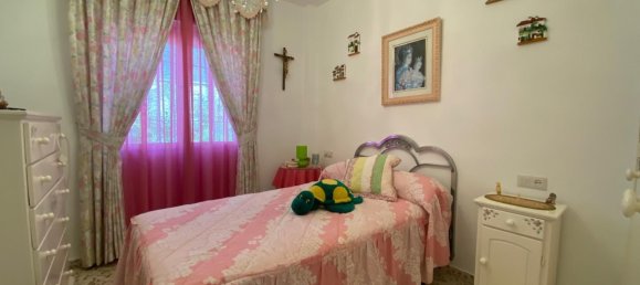 4 bedrooms Villa in Malaga, Spain No. 39250 16