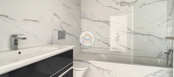 Apartamento de 2 dormitorios en Quelfes, Portugal No. 149985 7