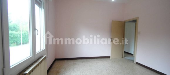 3 bedrooms House in Ferrara, Italy No. 182136 22