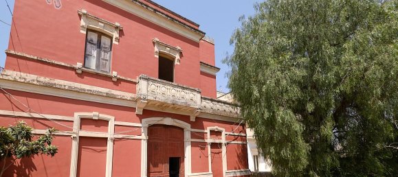 Edifício de 11 divisões em Galatone, Italy N.º 235173 3