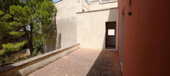 Edifício de 11 divisões em Galatone, Italy N.º 235173 2