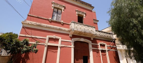 Edifício de 11 divisões em Galatone, Italy N.º 235173 6