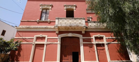 Edifício de 11 divisões em Galatone, Italy N.º 235173 5