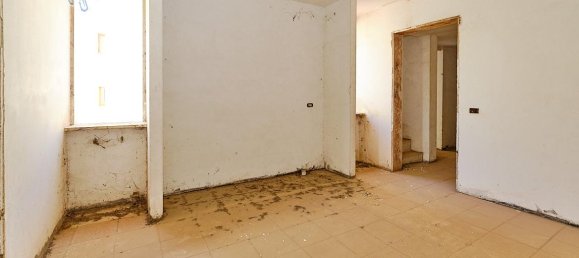 Edifício de 11 divisões em Galatone, Italy N.º 235173 39