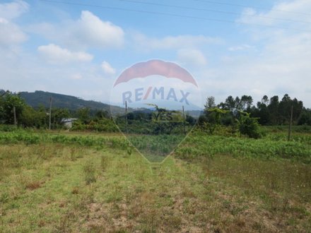 Grundstück in Vale de Bouro, Portugal 450m², Nr. 41076