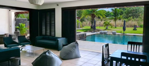 5 bedrooms Villa in Tamarin, Mauritius No. 35 8