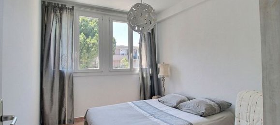3 bedrooms Apartment in Avignon, France No. 290396 8