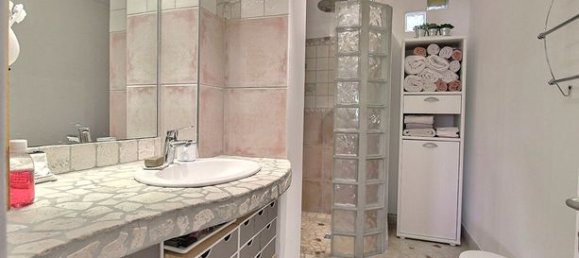 3 bedrooms Apartment in Avignon, France No. 290396 5