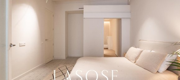 2 Schlafzimmer Wohnung in Ciutat Vella, Spain, Nr. 150839 8