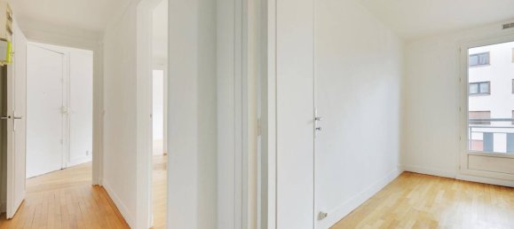 2 bedrooms Apartment in Paris, France No. 178261 4