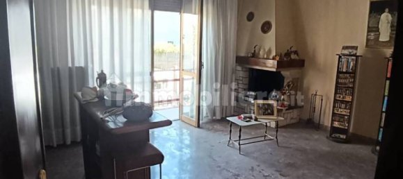 2 Schlafzimmer Wohnung in San Giorgio su Legnano, Italy, Nr. 296814 8