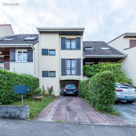 Casa de 4 dormitorios en Villers-les-Nancy, France No. 309167