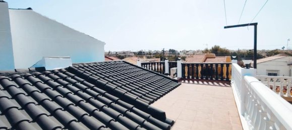 4 Schlafzimmer Haus in San Fulgencio, Spain, Nr. 13046 3