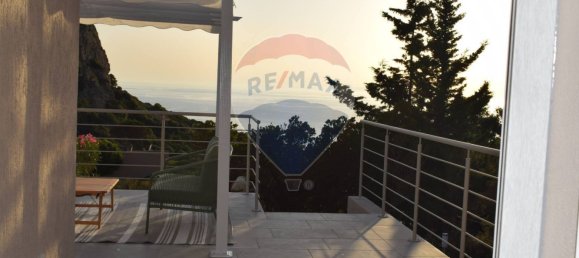 Villa de 5 dormitorios en Trinità d'Agultu e Vignola, Italy No. 220338 41