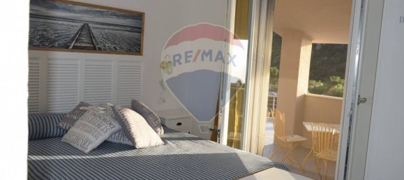 Villa de 5 dormitorios en Trinità d'Agultu e Vignola, Italy No. 220338 33