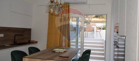 Villa de 5 dormitorios en Trinità d'Agultu e Vignola, Italy No. 220338 10