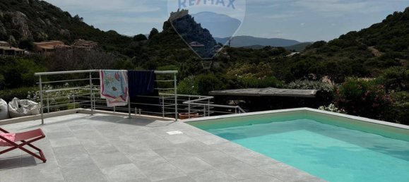 Villa de 5 dormitorios en Trinità d'Agultu e Vignola, Italy No. 220338 39
