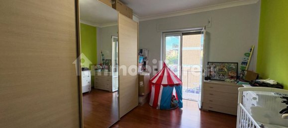 Apartamento T3 em Monterotondo, Italy N.º 347070 36