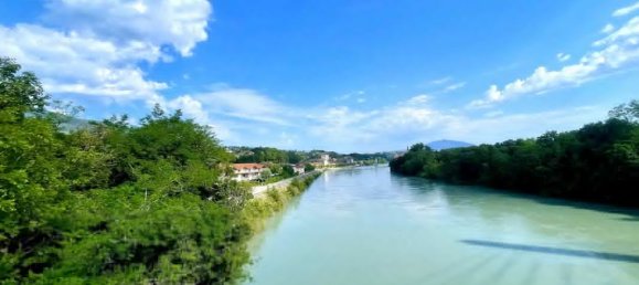 3 rooms Apartment in Seyssel, France No. 190281 2