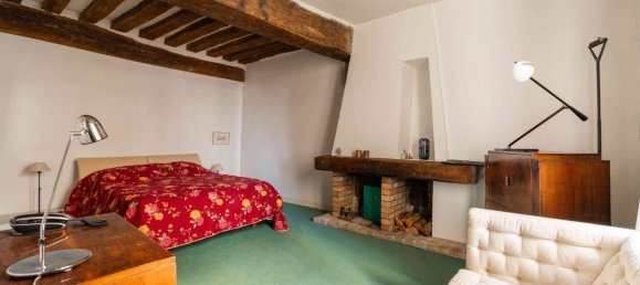 Apartamento de 2 dormitorios en Paris, France No. 137769 7