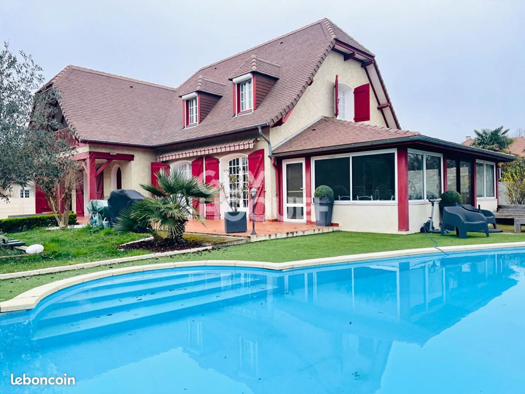 Дом с 4 спальнями в О-Марсийон, Франция № 99165