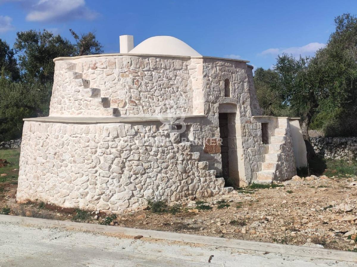 3 bedrooms House in Carovigno, Italy No. 108635