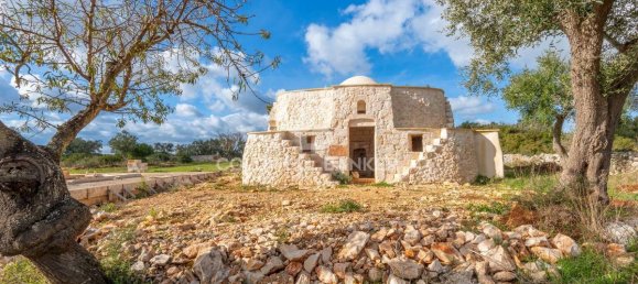 3 bedrooms House in Carovigno, Italy No. 108635 2