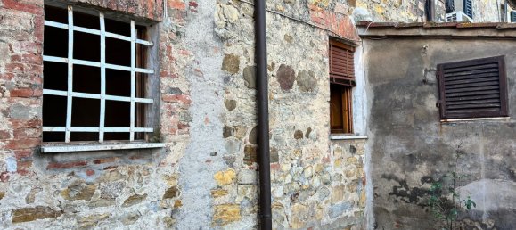 5 rooms Apartment in Castelnuovo Berardenga, Italy No. 110409 2