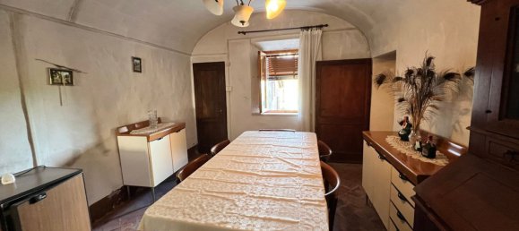 5 rooms Apartment in Castelnuovo Berardenga, Italy No. 110409 3