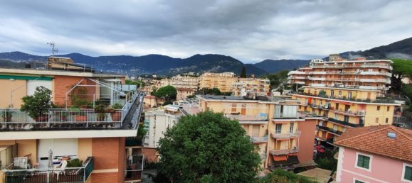 Apartamento de 2 divisões em Rapallo, Italy N.º 192332 12