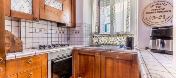 2 bedrooms Apartment in Rome, Italy No. 296291 6