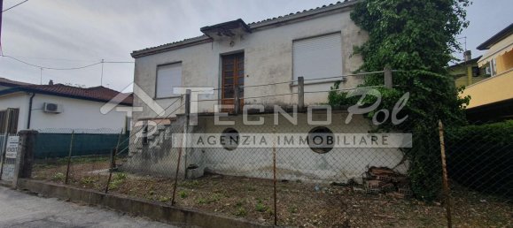 4 rooms House in Padua, Italy No. 232853 4