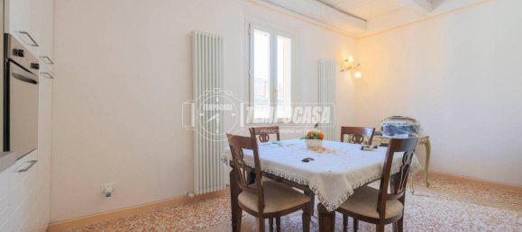 2 Schlafzimmer Wohnung in Imola, Italy, Nr. 306307 6