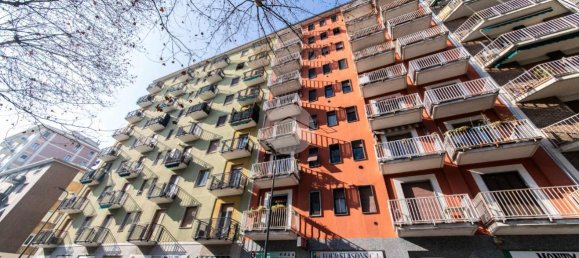 2-salle Appartement à Milan, Italy No. 246450 2