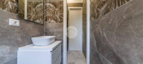 2-salle Appartement à Milan, Italy No. 246450 13