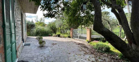 8-Zimmer Haus in Castiglione del Lago, Italy, Nr. 125036 13
