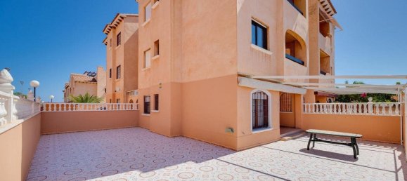 2 bedrooms House in Torrevieja, Spain No. 182926 2