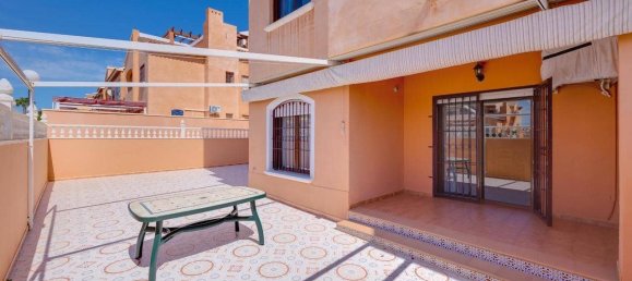 2 bedrooms House in Torrevieja, Spain No. 182926 4